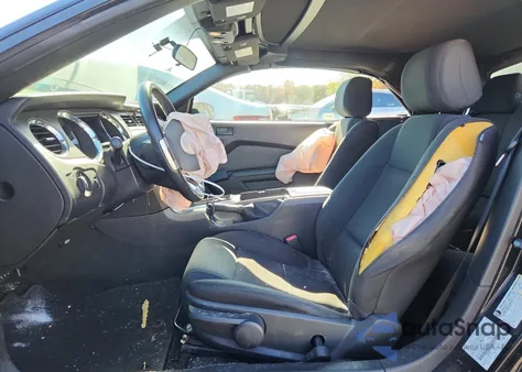 2013 Ford Mustang z USA, uszkodzony, nr VIN 1ZVBP8EM5D5225714